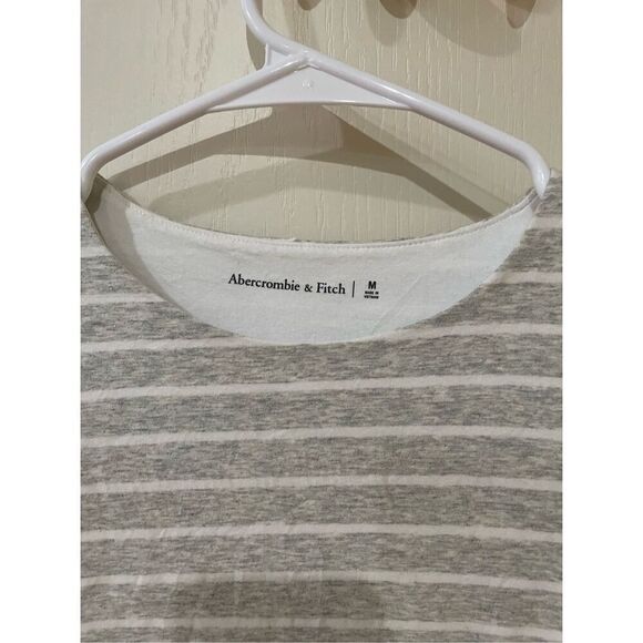 Abercrombie and Fitch Striped long sleeve Bodysuit Size Medium - Picture 2 of 5